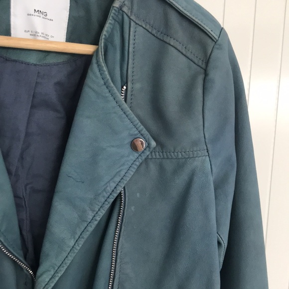 Leather jacket ❄️ Make an offer ❄️ - Picture 6 of 7